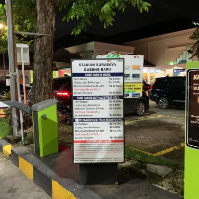 Tarif Parkir Mobil Stasiun Gubeng Tarif Parkir Mobil Stasiun Gubeng